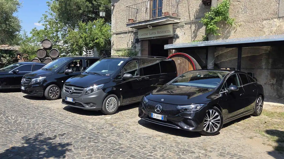 Private car day trip stop at the gardens of Villa d'Este on a private Tivoli tour from Rome, Italy
